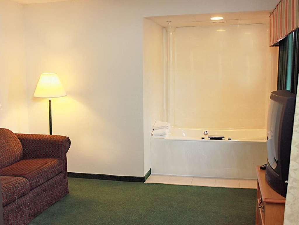 Americas Best Value Inn Annandale Номер фото