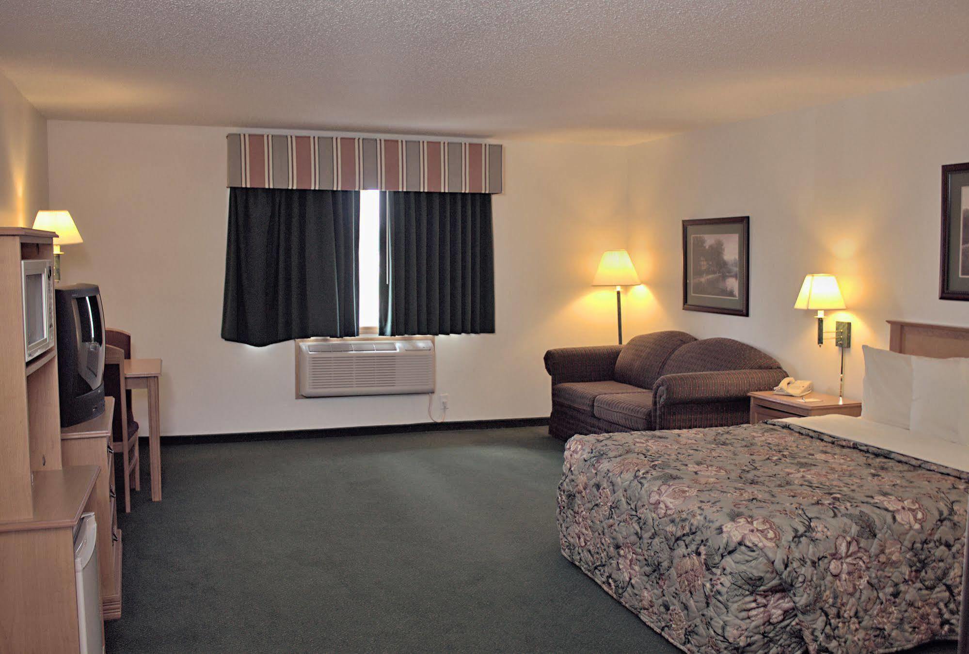 Americas Best Value Inn Annandale Номер фото